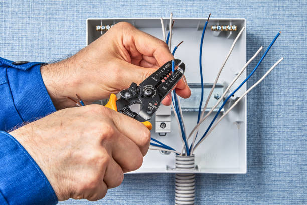 Professional Electrician in Meadows Place, TX